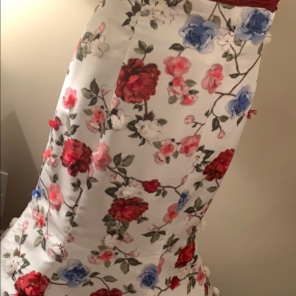 Sherri hill prom dress, spring collection - Picture 4 of 8